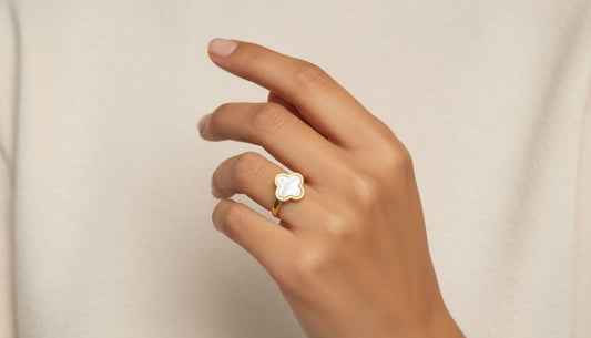 Clover Ring